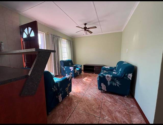 3 BEDROOM PROPERTY TO RENT IN WOODLANDS